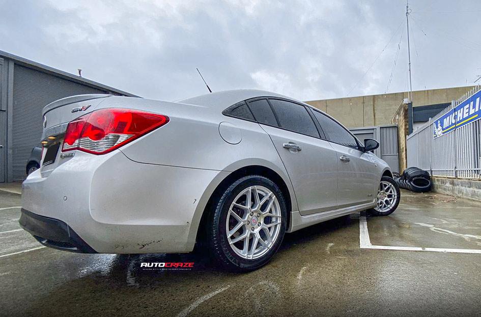 HOLDEN-CRUZE-PETROL--PRE-2013--IFG-38-SILVER