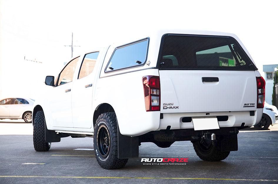 ISUZU DMAX HURRICANE SATIN BLACK