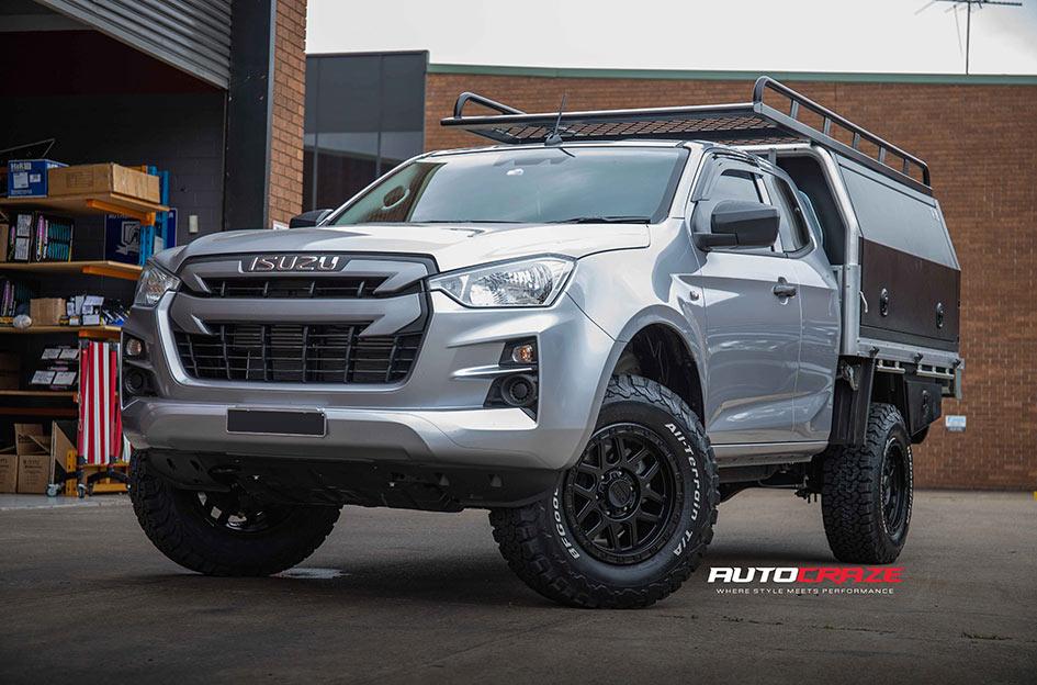 ISUZU DMAX MESA MATTE BRONZE BLACK LIP
