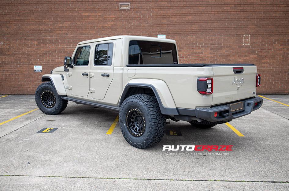 JEEP GLADIATOR BOXER GUN BLACK