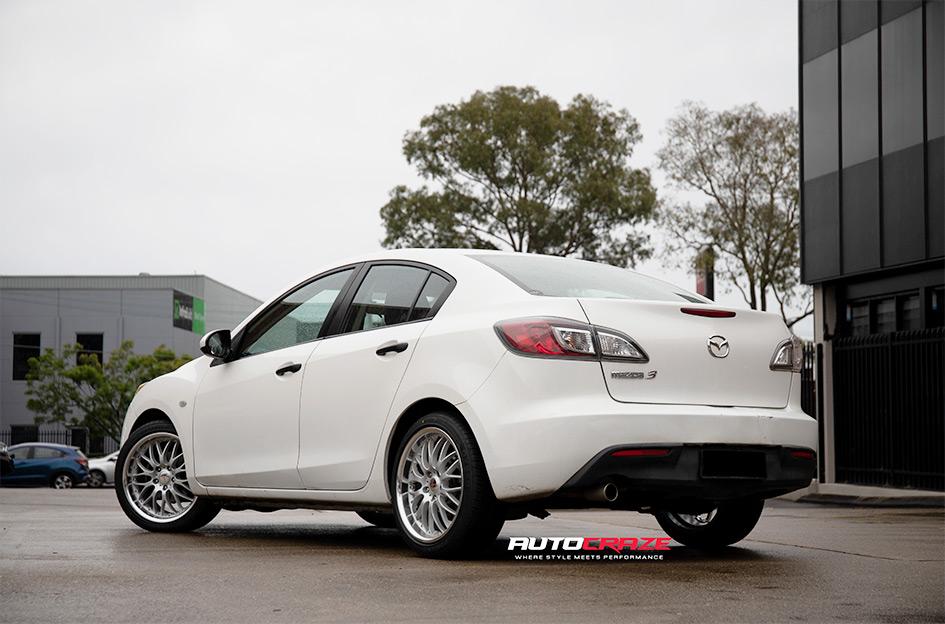 MAZDA 3 ZR2 HYPER SILVER