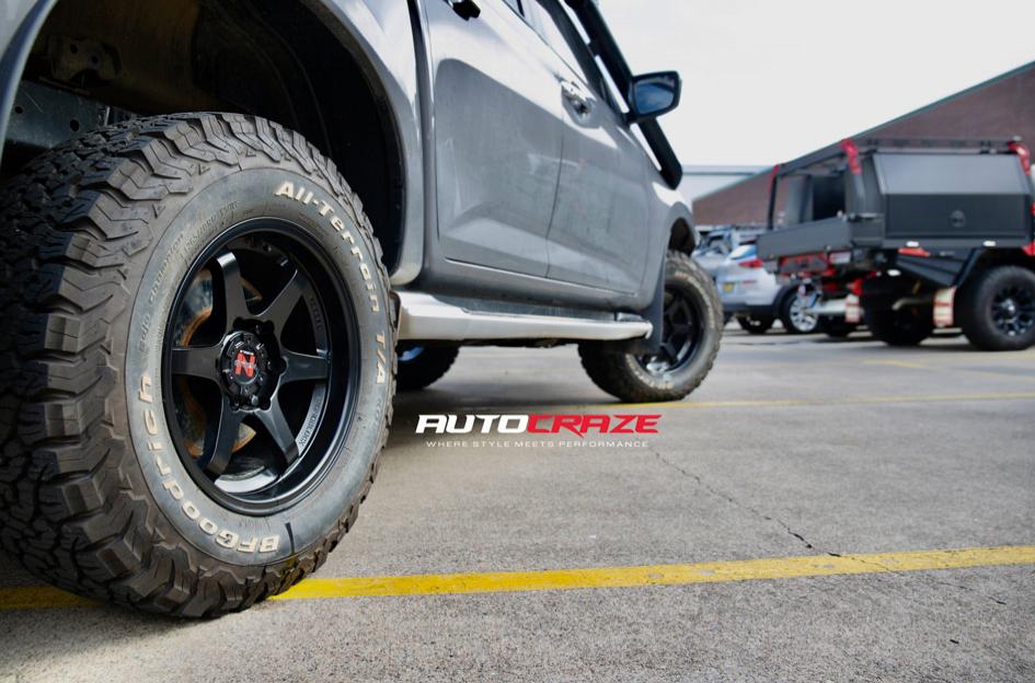 MAZDA BT 50 PROSECUTOR MATTE BLACK