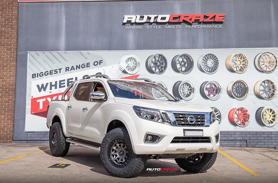 NISSAN NAVARA COVERT MATTE ANTHRACITE BLACK RING