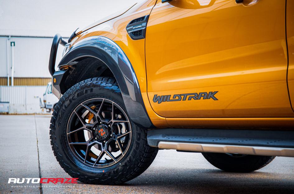 FORD RANGER SABBATH GLOSS BLACK TINTED FACE