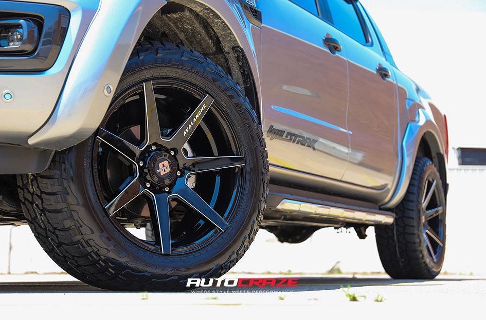 FORD RANGER AVALANCHE MATTE BLACK FRONT MILLED