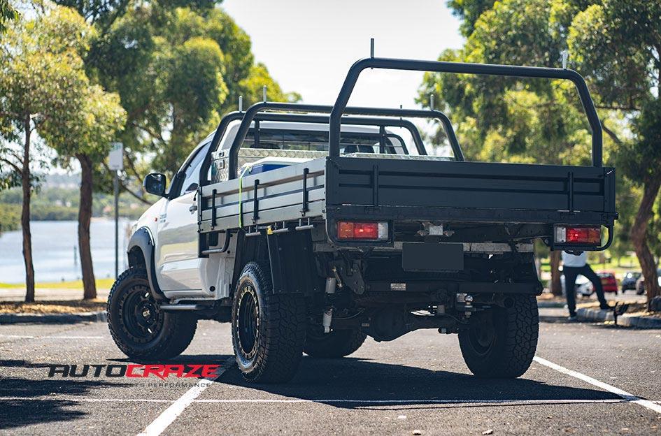 TOYOTA HILUX N70 4WD RG2 SATIN BLACK