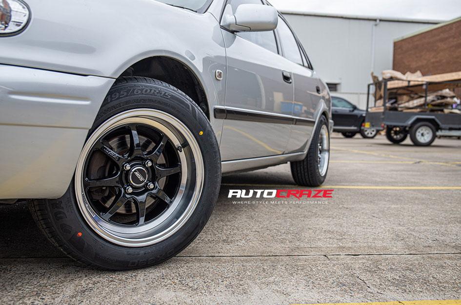TOYOTA COROLLA TUNING BLACK POLISH LIP