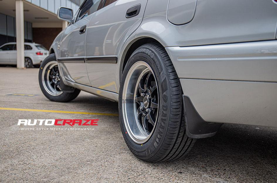 TOYOTA COROLLA TUNING BLACK POLISH LIP