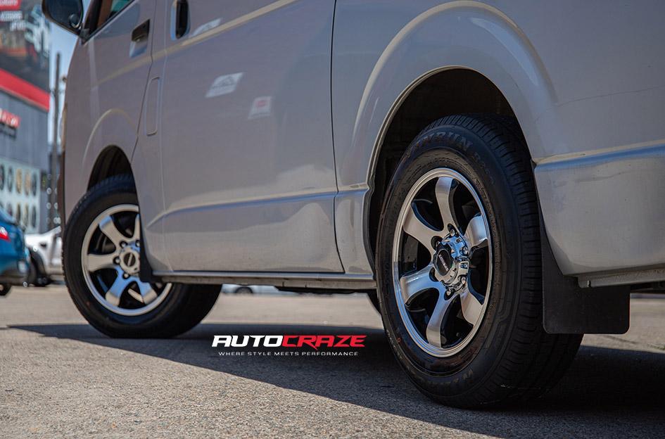 TOYOTA-HIACE-GRANDE-MACHINED-SILVER