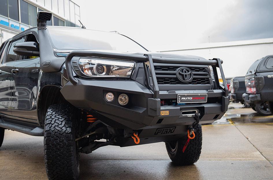 TOYOTA HILUX N80 4WD ZEPHYR MATTE BLACK