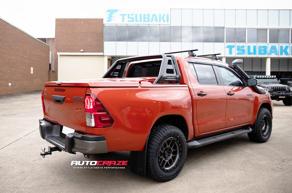 TOYOTA HILUX 4WD MESA KM544 SATIN BLACK GREY TINT