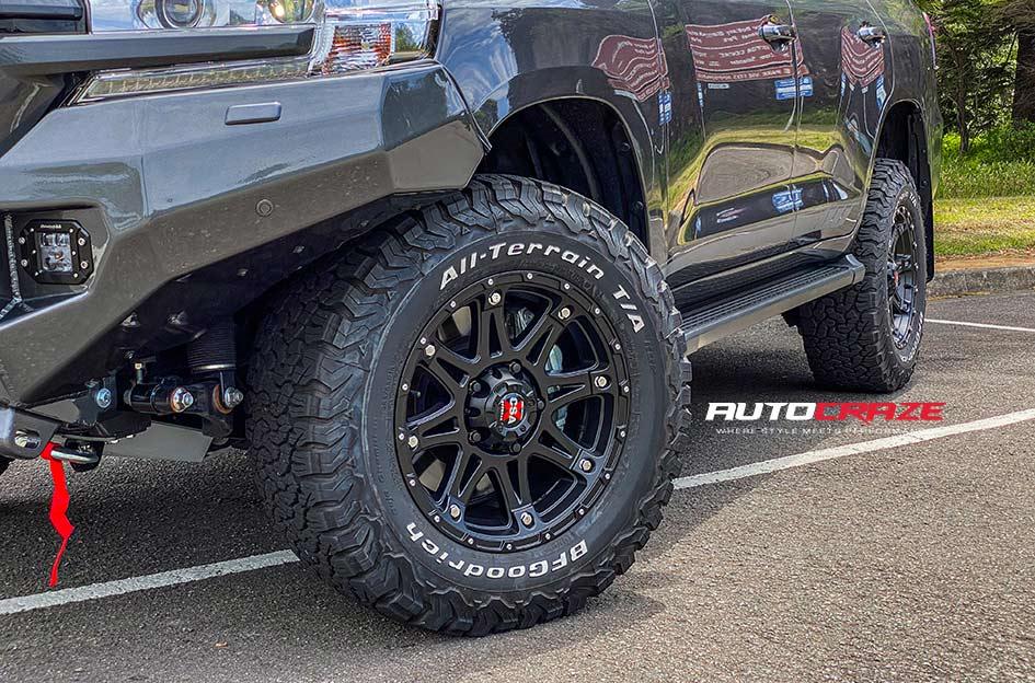 TOYOTA LANDCRUSIER PREDATOR CSA X SATIN BLACK
