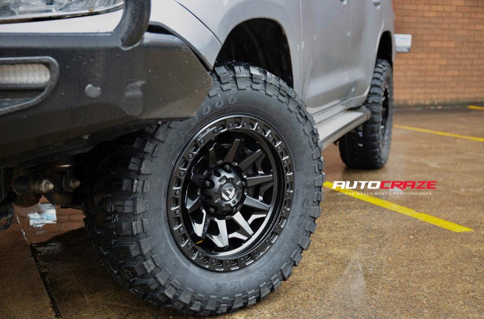 TOYOTA LANDCRUISER COVERT MATTE BLACK