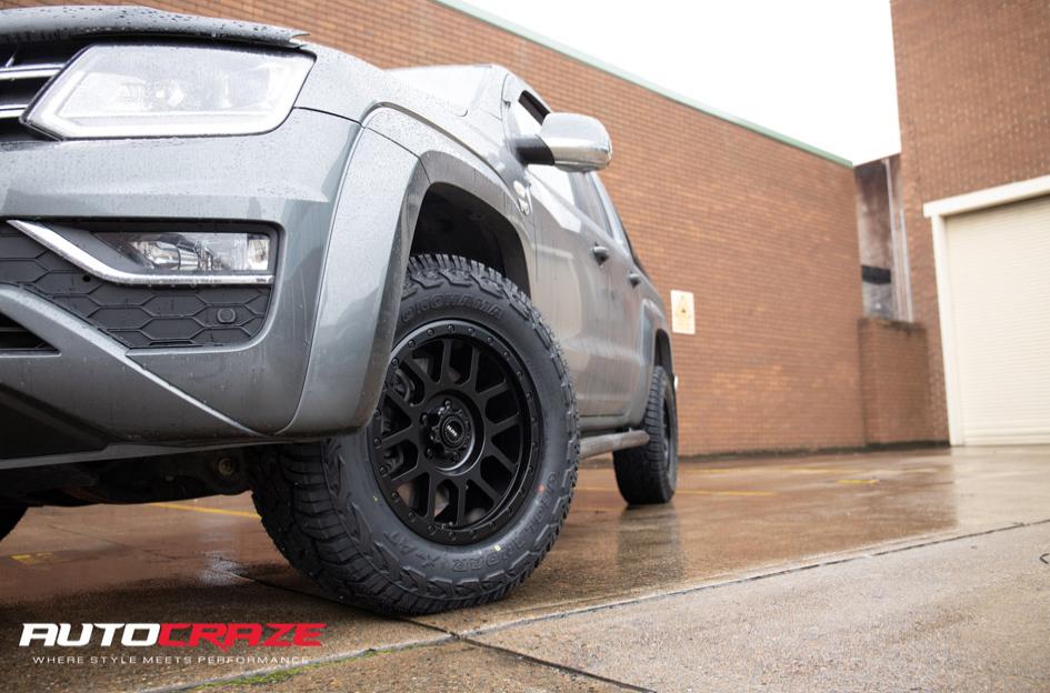 VOLKSWAGEN AMAROK DETROIT MATTE BLACK