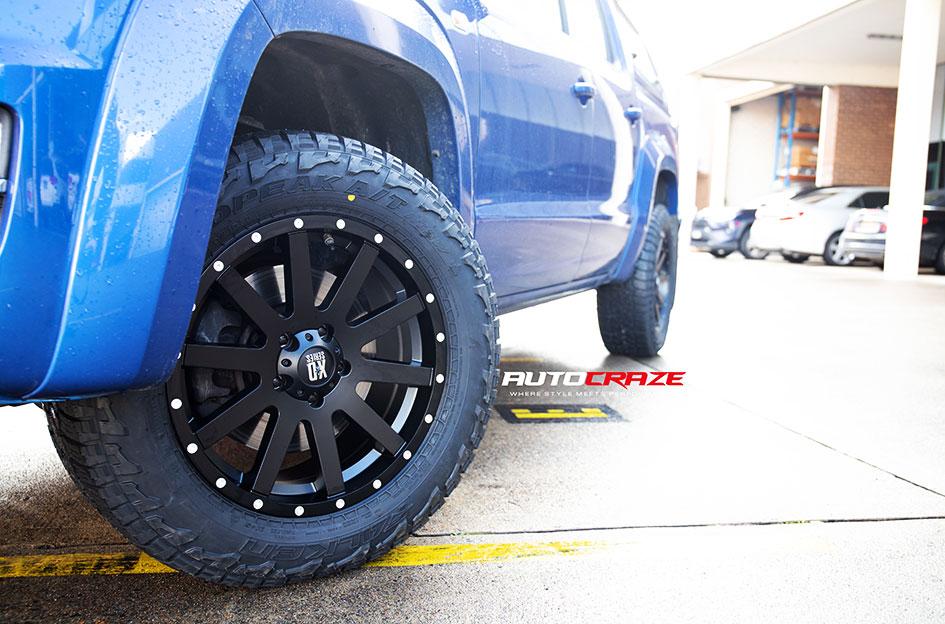 VOLKSWAGEN AMAROK HEIST SATIN BLACK
