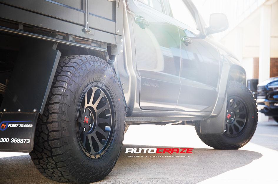 VOLKSWAGEN AMAROK VICTIM MATTE BLACK
