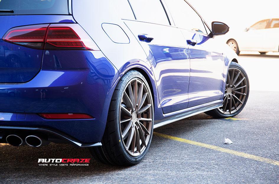 VOLKSWAGEN GOLF F105 BRONZE