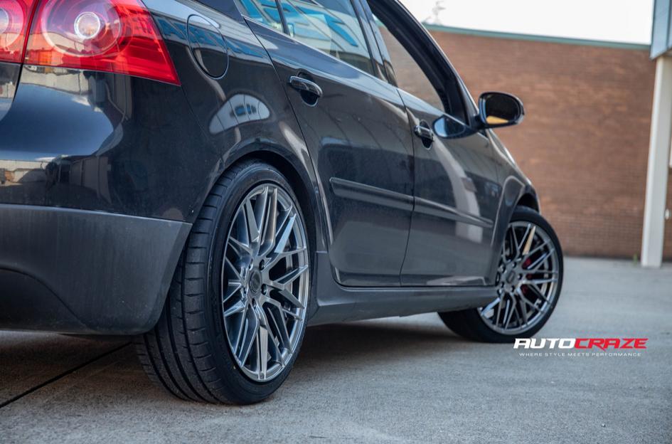 VOLKSWAGEN GOLF HOCKENHEIM HYPER BLACK