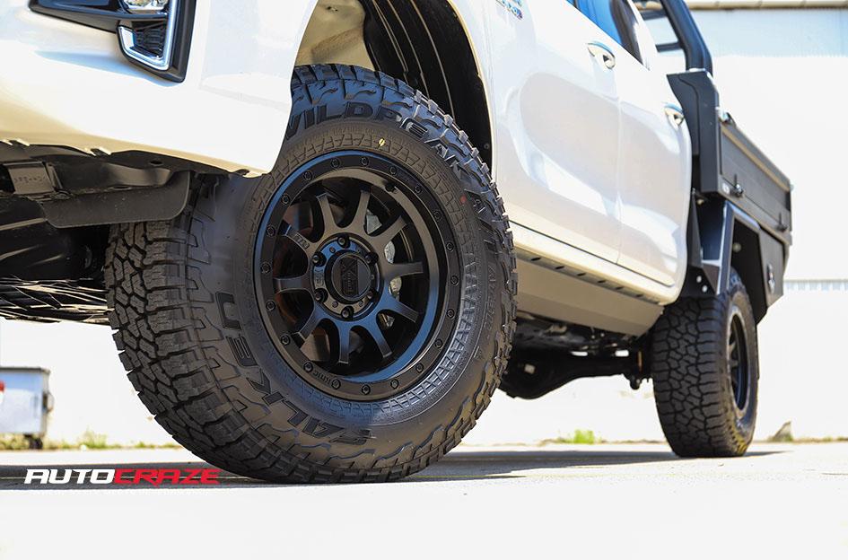 TOYOTA HILUX N80 4WD RG3 SATIN BLACK