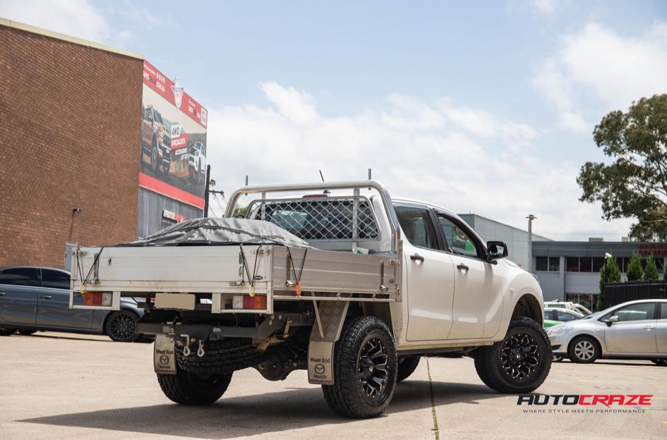 MAZDA BT 50 ASSAULT GLOSS BLACK MILLED ACCENTS