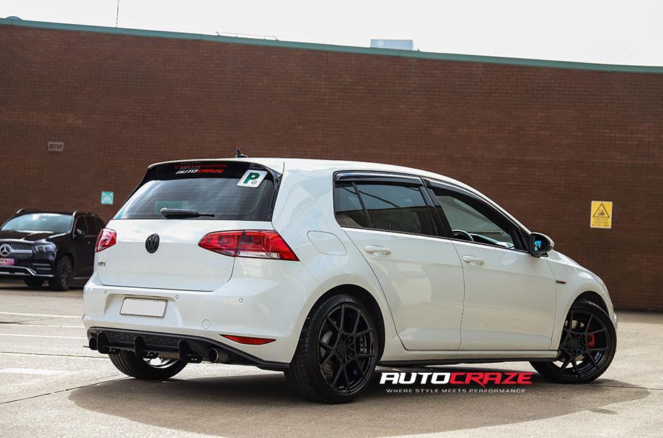 VOLKSWAGEN GOLF KPS MATTE BLACK