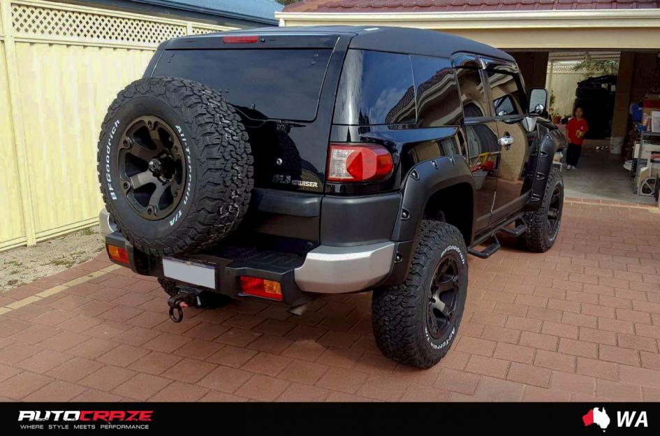 TOYOTA-FJ-CRUISER-BEAST-BLACK---MACHINED-WITH-DARK-TINT