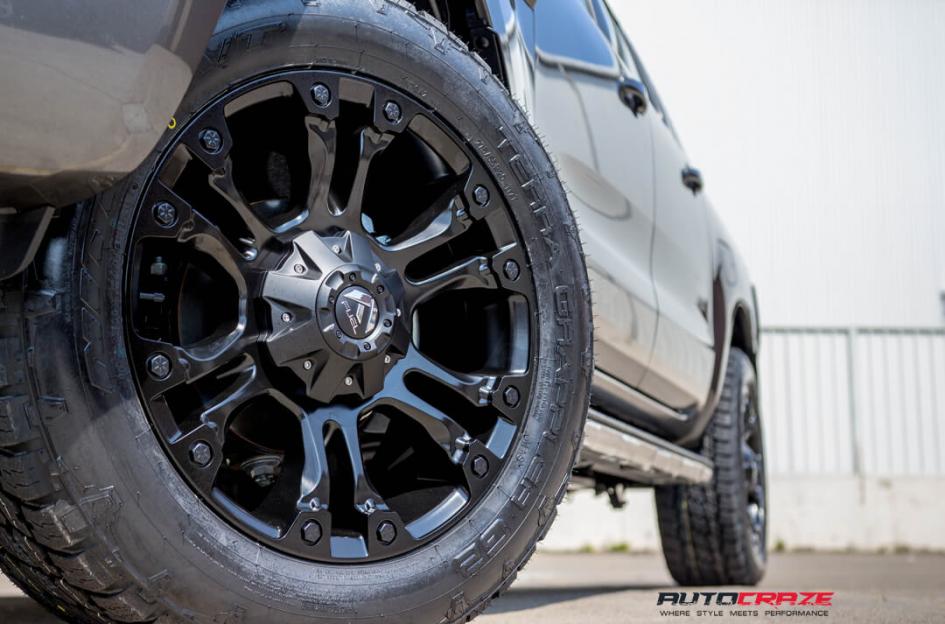 FORD-RANGER-VAPOR-MATTE-BLACK