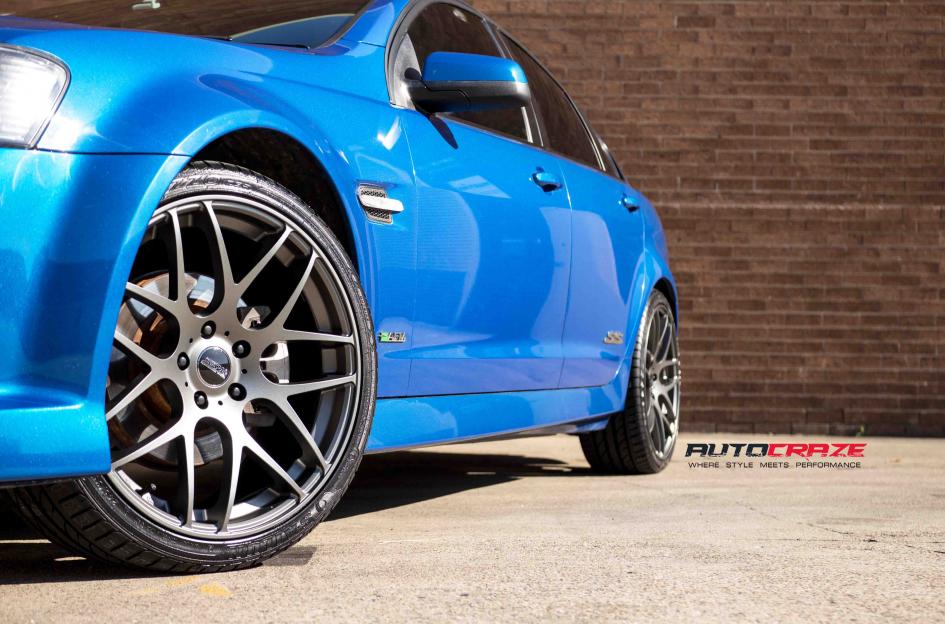 HOLDEN-COMMODORE-M-SPEC-GUN-METALLIC-MATTE