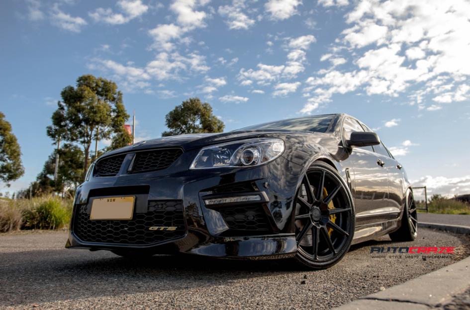 HOLDEN-COMMODORE-SF04-MATTE-BLACK-3