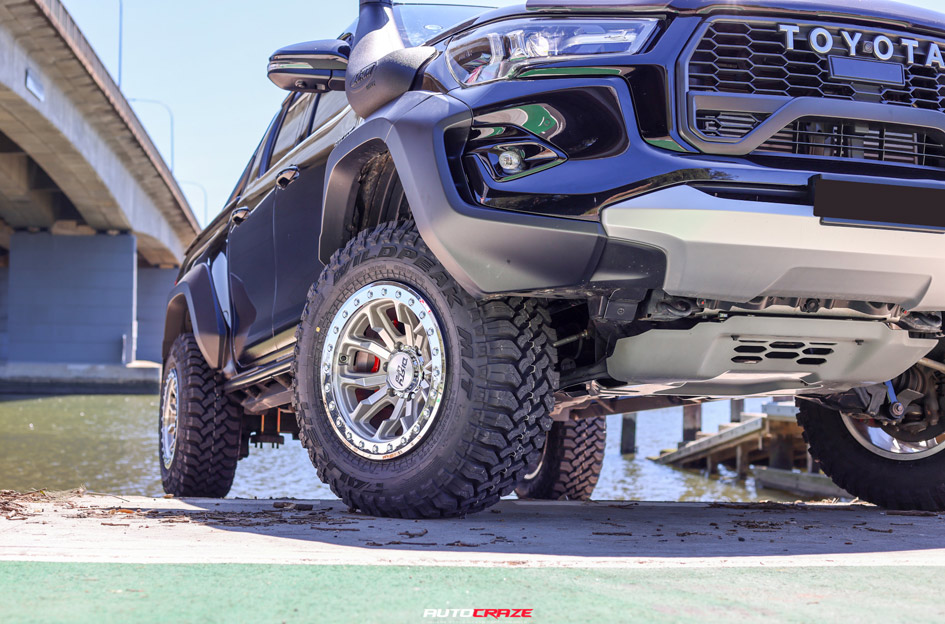 TOYOTA HILUX GR SPORT DIRTY LIFE DT-1 MACHINED
