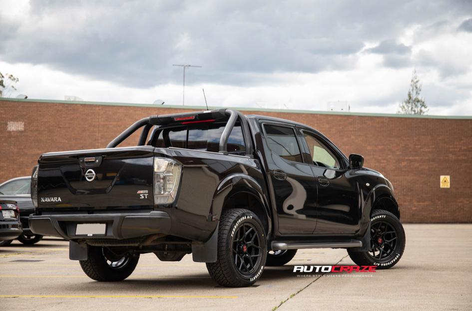NISSAN NAVARA VICTIM MATTE BLACK