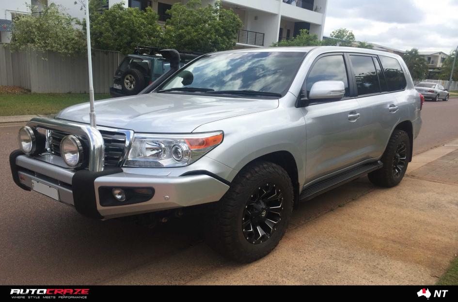 TOYOTA LANDCRUSIER ASSAULT GLOSS BLACK MILLED ACCENTS 3