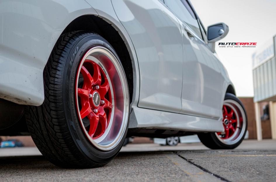 HONDA-JAZZ-TUNING-RED-POLISH-LIP