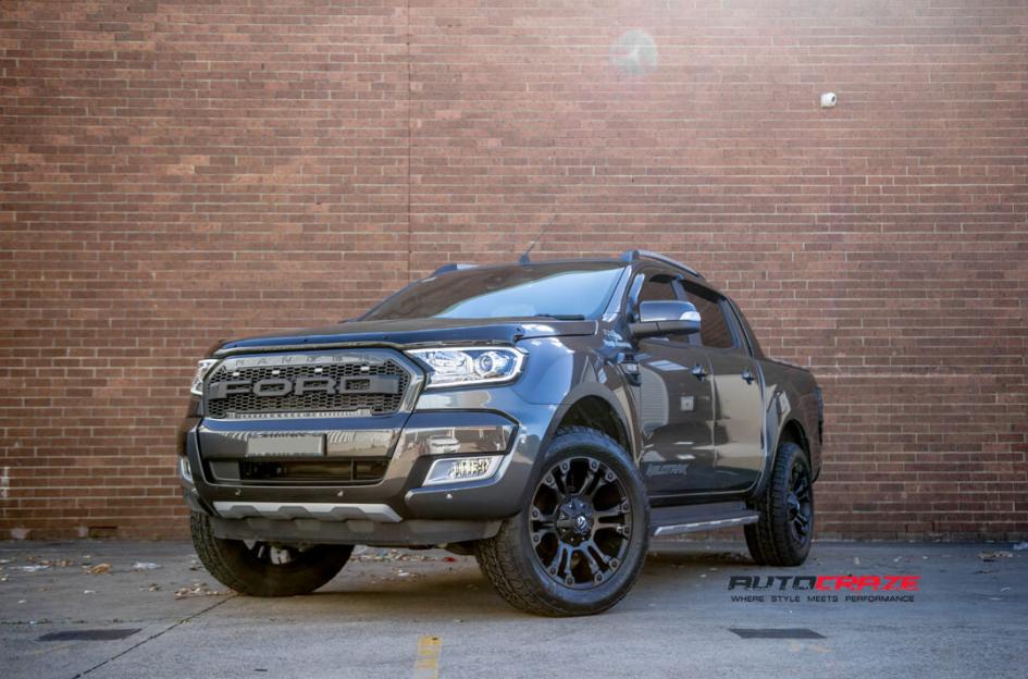 FORD-RANGER-VAPOR-BLACK-MACHINED-WITH-DARK-TINT