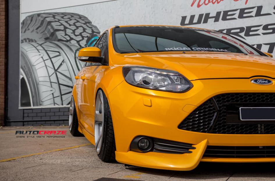 FORD FOCUS  5 STUD  TMB SILVER MACHINED FACE
