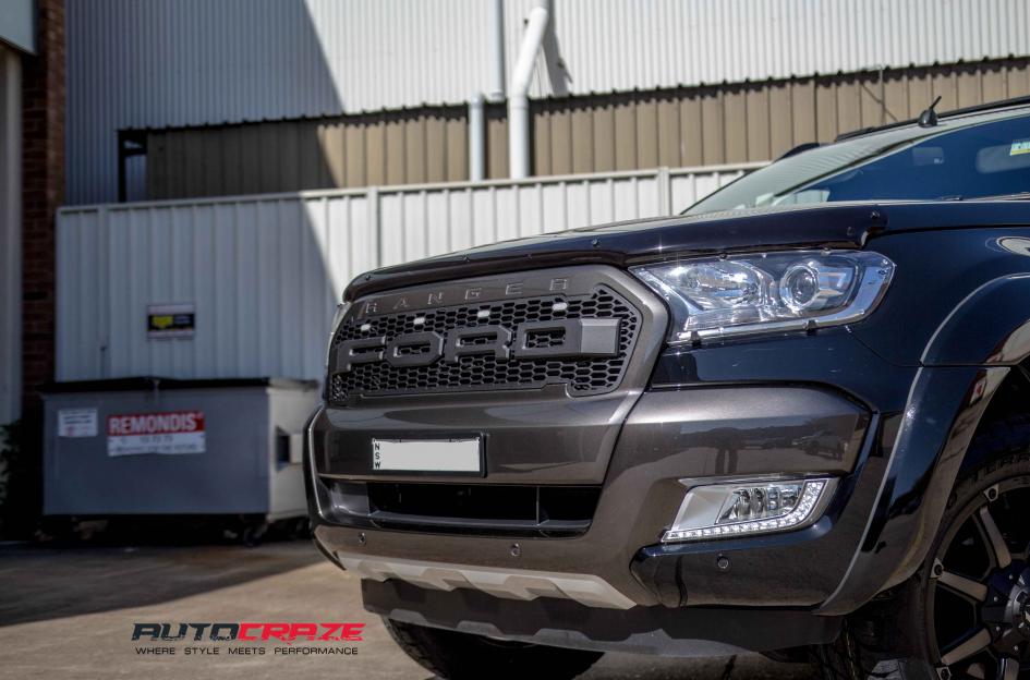 FORD RANGER COUPLER BLACK MACHINED WITH DARK TINT