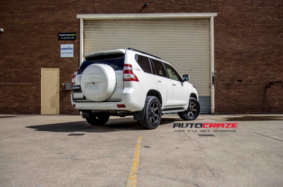 TOYOTA-PRADO-GD06-MATTE-BLACK-MACHINED-FACE-WITH-DARK-MATTE-TINT