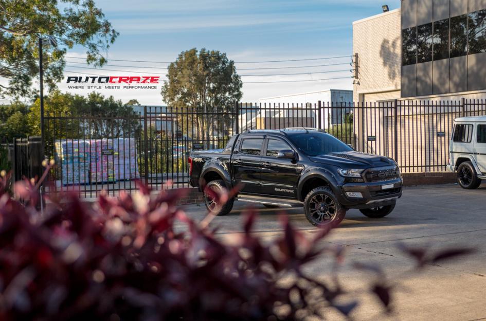 FORD-RANGER-VAPOR-BLACK-MACHINED-WITH-DARK-TINT-20