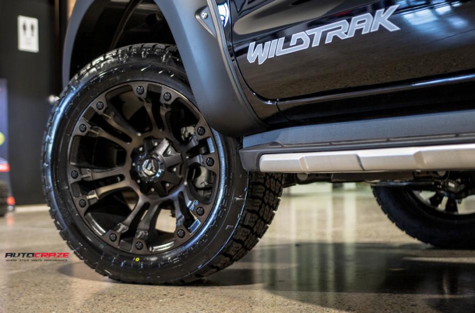 FORD-RANGER-VAPOR-BLACK-MACHINED-WITH-DARK-TINT