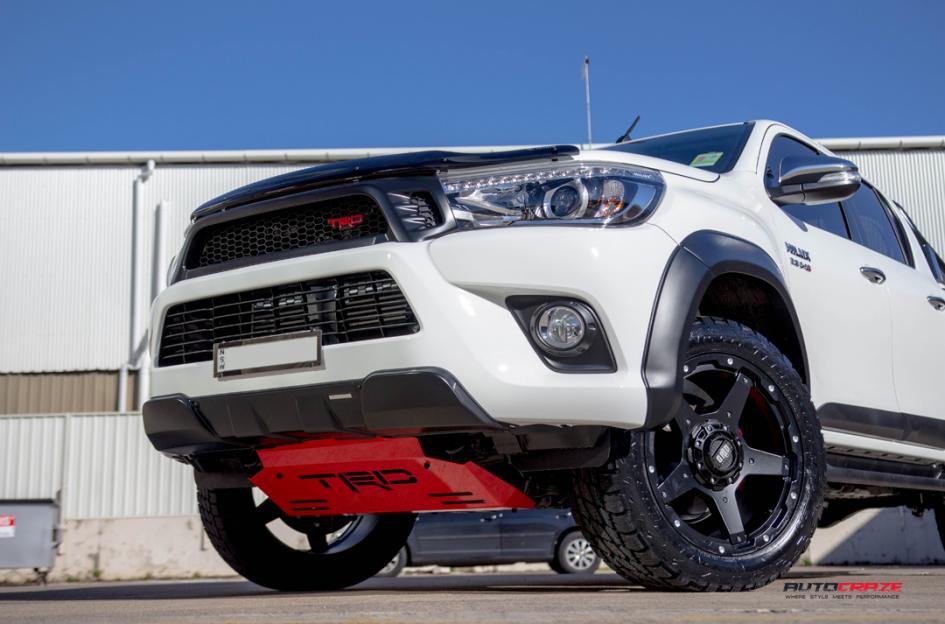 TOYOTA HILUX N80 4WD GD04 MATTE BLACK 4