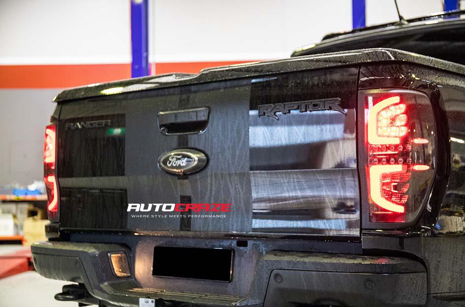 FORD RANGER RAPTOR MONSTER XD MATTE BLACK