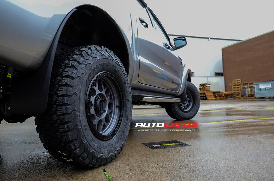 FORD RANGER GRENADE OR XD MATTE GREY MATTE BLACK LIP