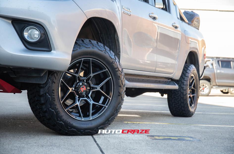 TOYOTA HILUX N80 4WD NOMAD VICTIM MATTE BLACK