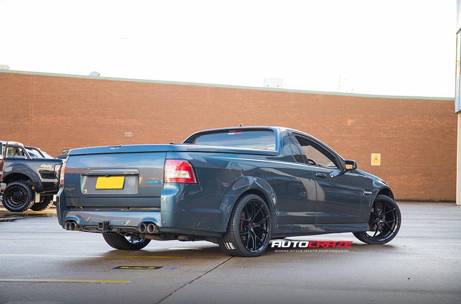 HOLDEN-COMMODORE-ZR3-GLOSS-BLACK