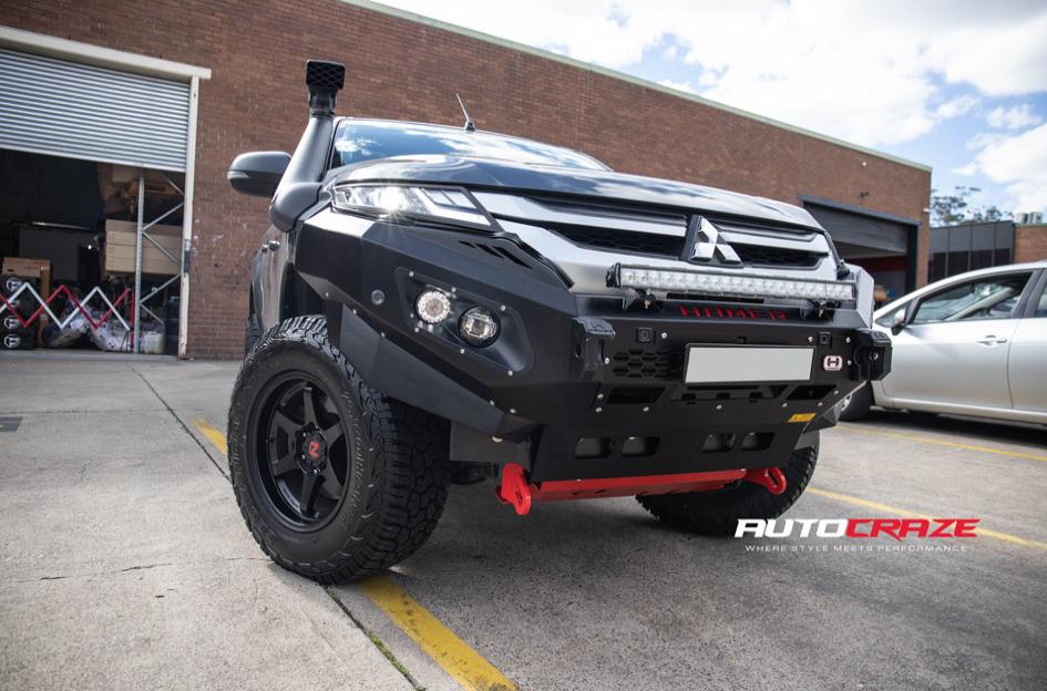 MITSUBISHI TRITON PROSECUTOR MATTE BLACK