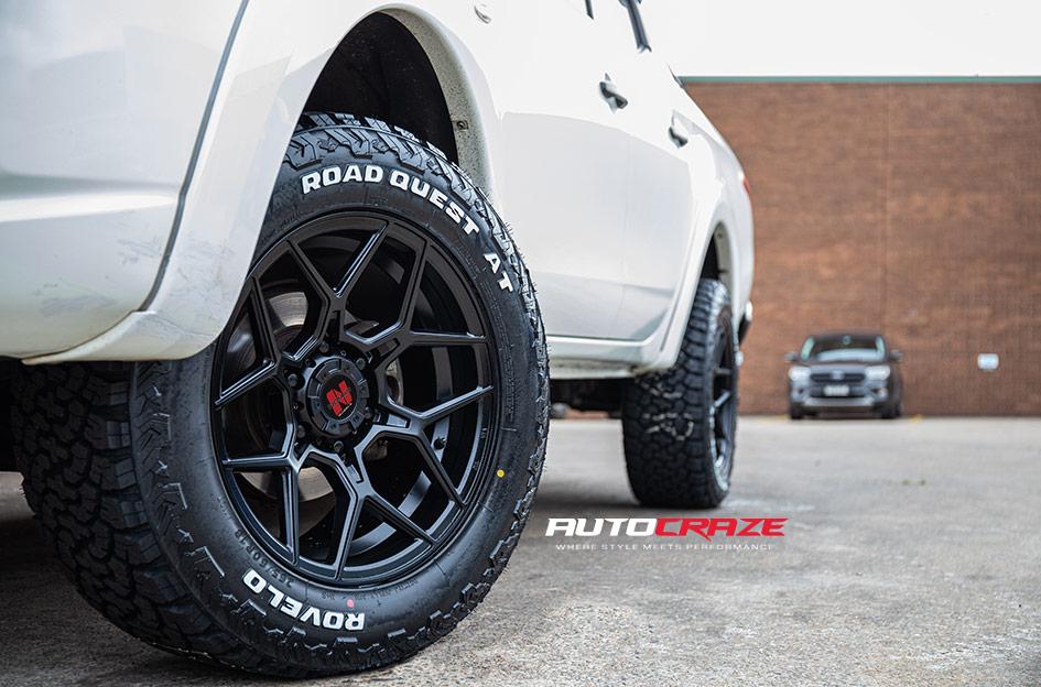 MITSUBISHI TRITON SABBATH MATTE BLACK