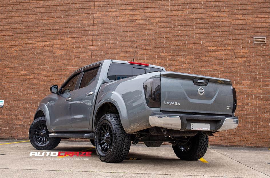 NISSAN NAVARA FLORIDA MATT BLACK