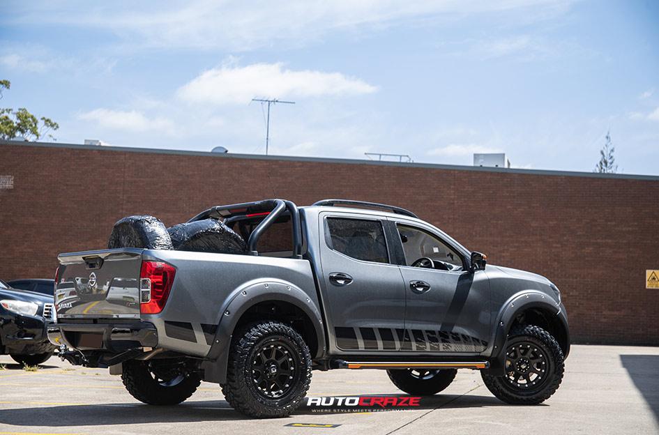 NISSAN NAVARA ADDICT MATTE BLACK