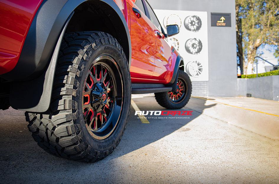 FORD-FPV-GTP-STROKE-GLOSS-BLACK-W-CANDY-RED