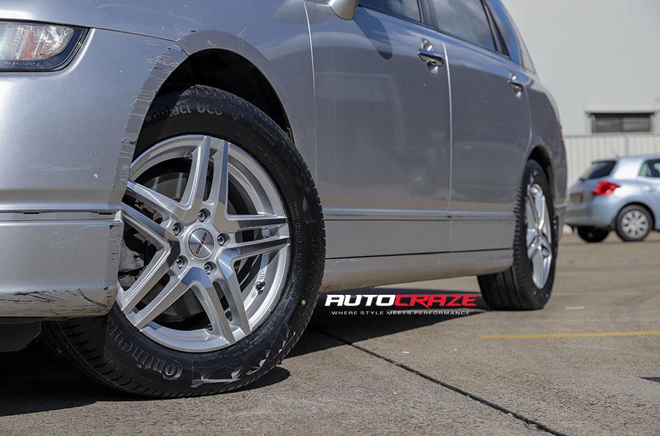 HONDA-ODYSSEY-DECEIT-SILVER-MACHINED